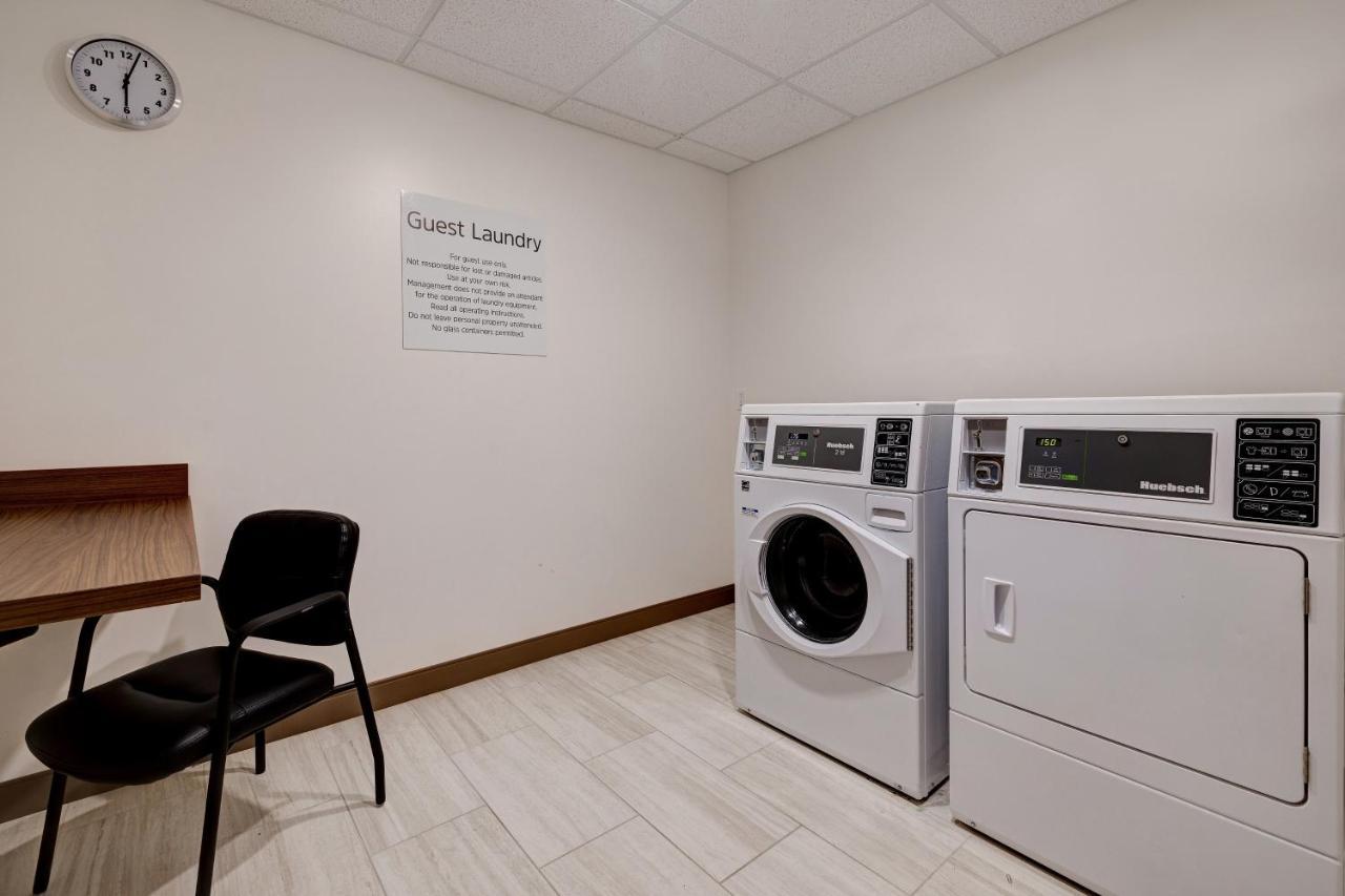 Holiday Inn Express & Suites - Grand Rapids South - Wyoming By Ihg Екстериор снимка