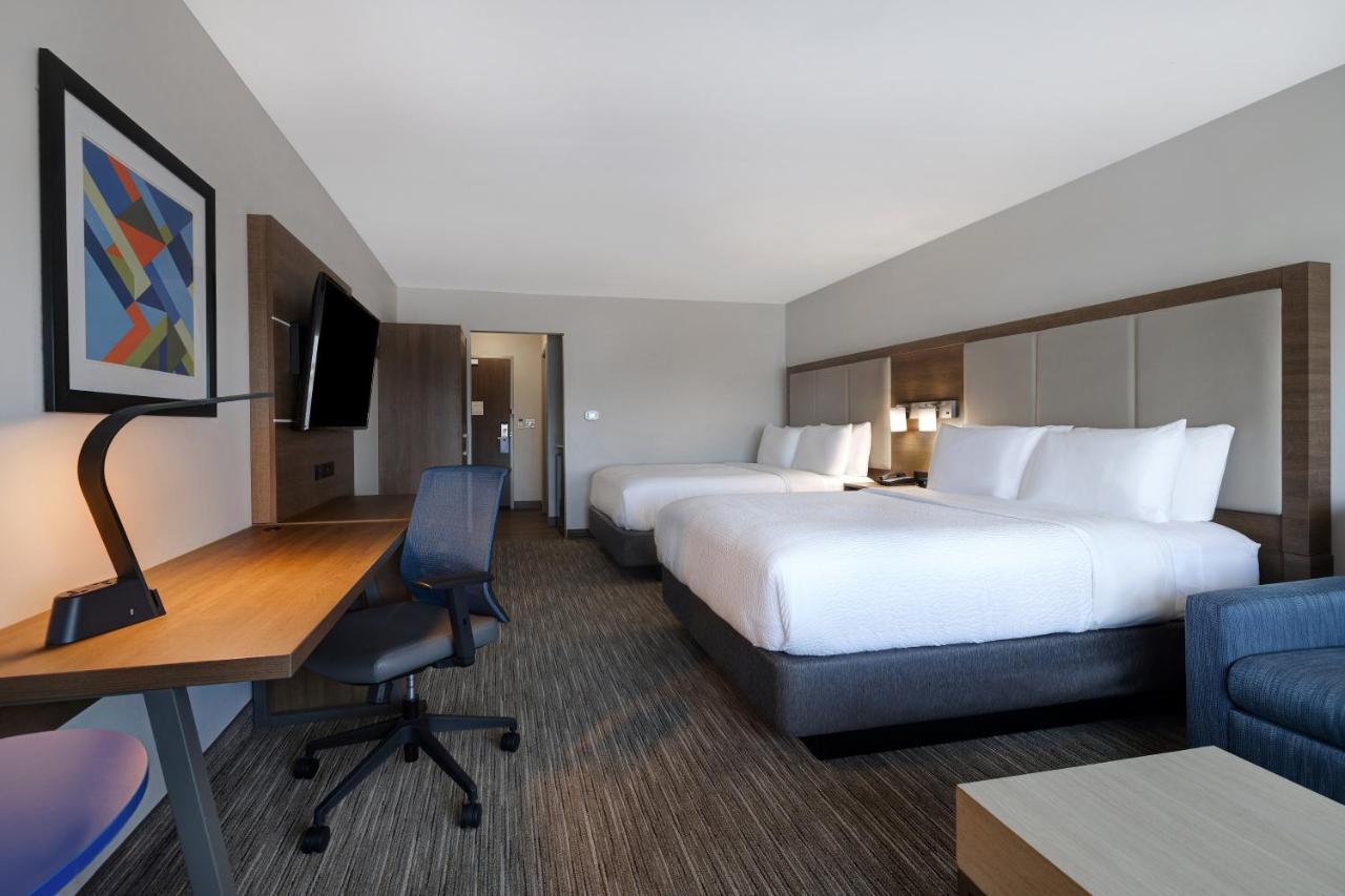 Holiday Inn Express & Suites - Grand Rapids South - Wyoming By Ihg Екстериор снимка
