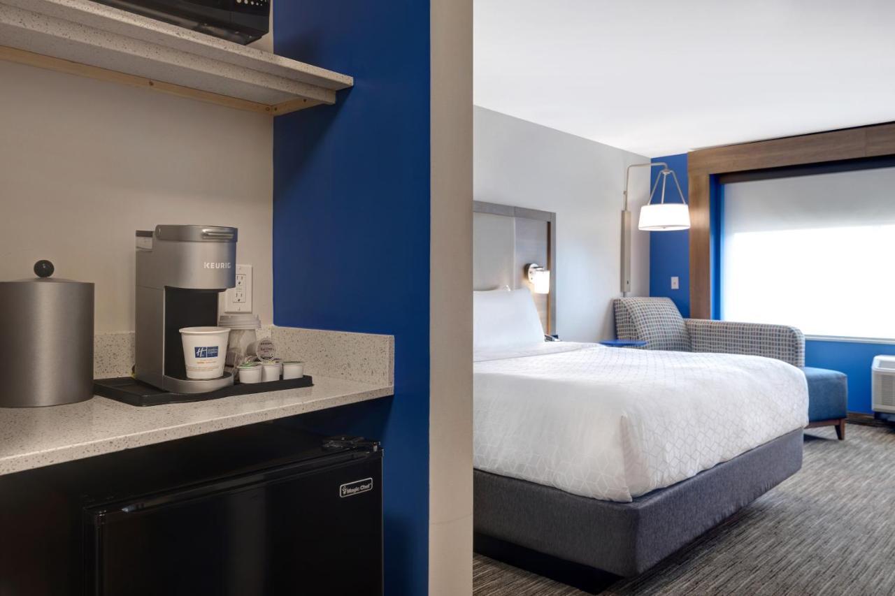 Holiday Inn Express & Suites - Grand Rapids South - Wyoming By Ihg Екстериор снимка