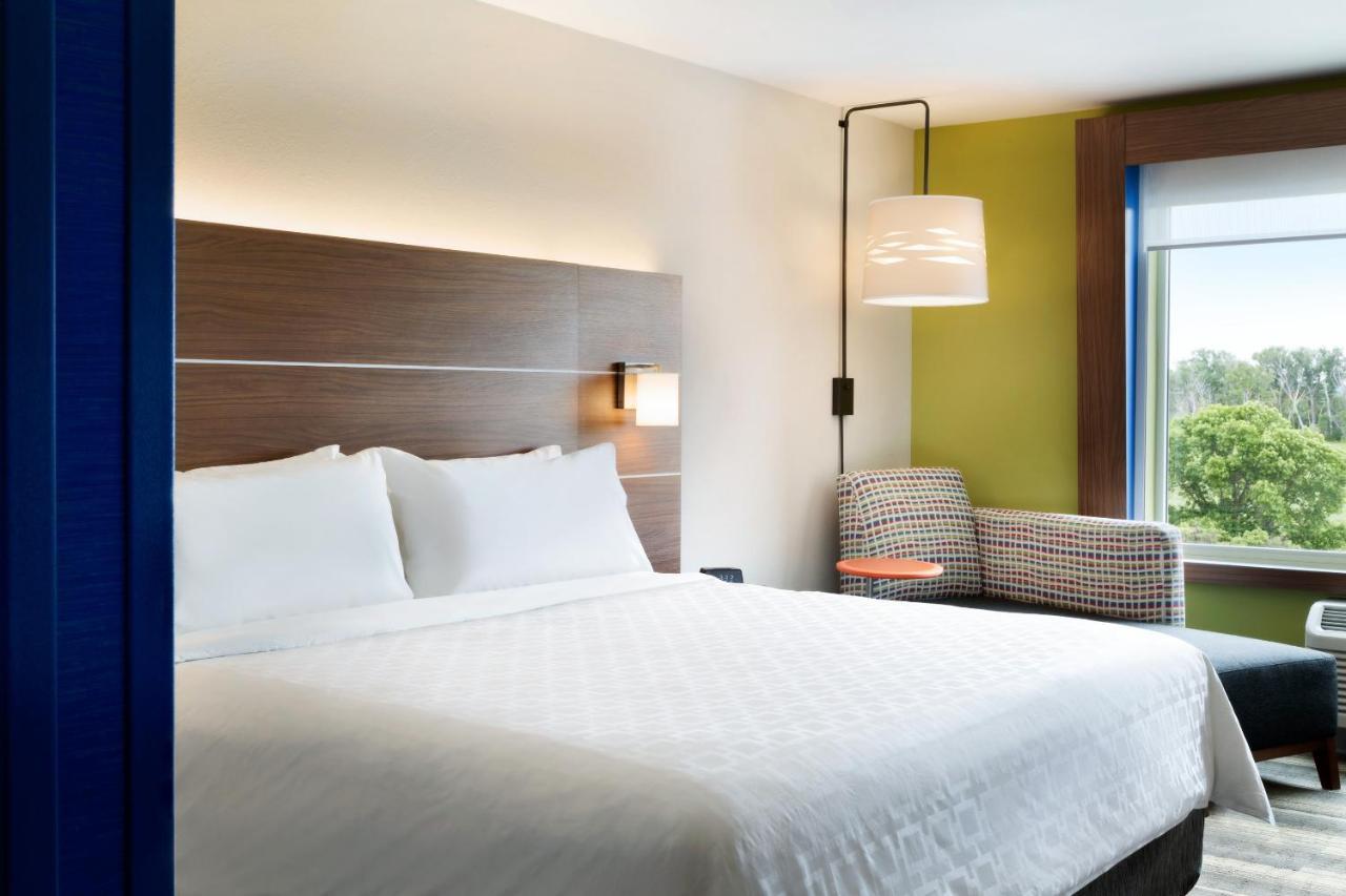 Holiday Inn Express & Suites - Grand Rapids South - Wyoming By Ihg Екстериор снимка