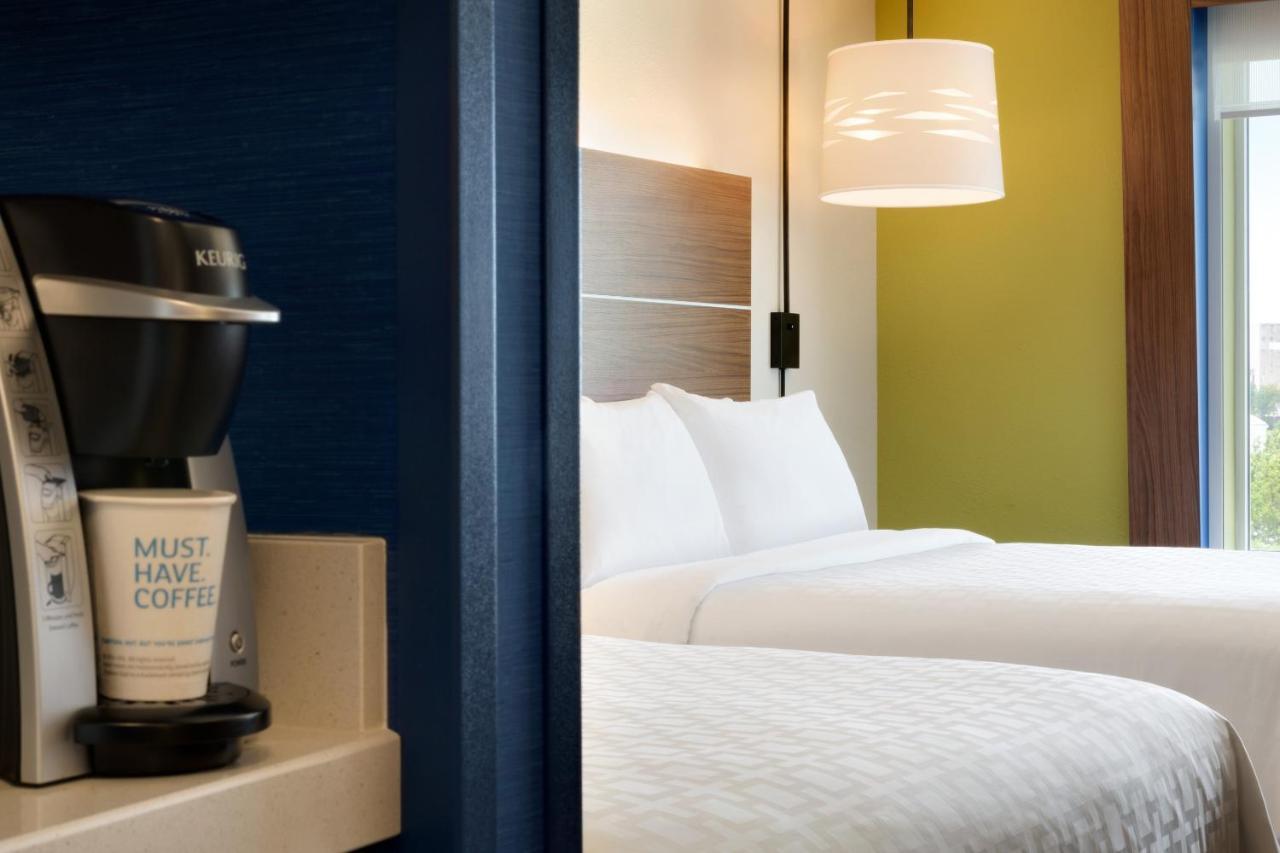 Holiday Inn Express & Suites - Grand Rapids South - Wyoming By Ihg Екстериор снимка